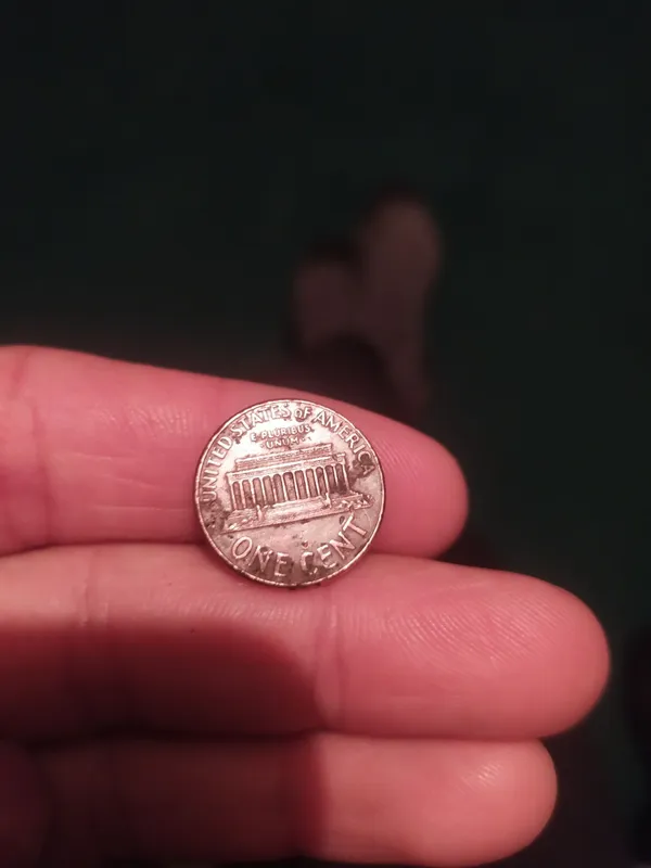 Tanga va medallar sotiladi