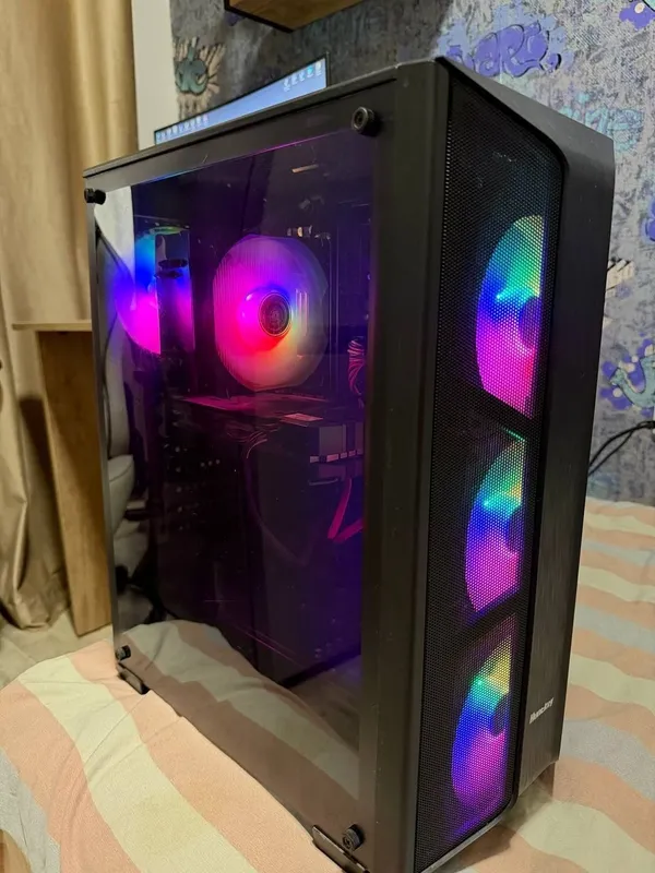 SHOSHILINCH O‘yin uchun komplekt: PK + monitor 3 SHOSHILINCH O‘yin uchun komplekt: PK + monitor 3