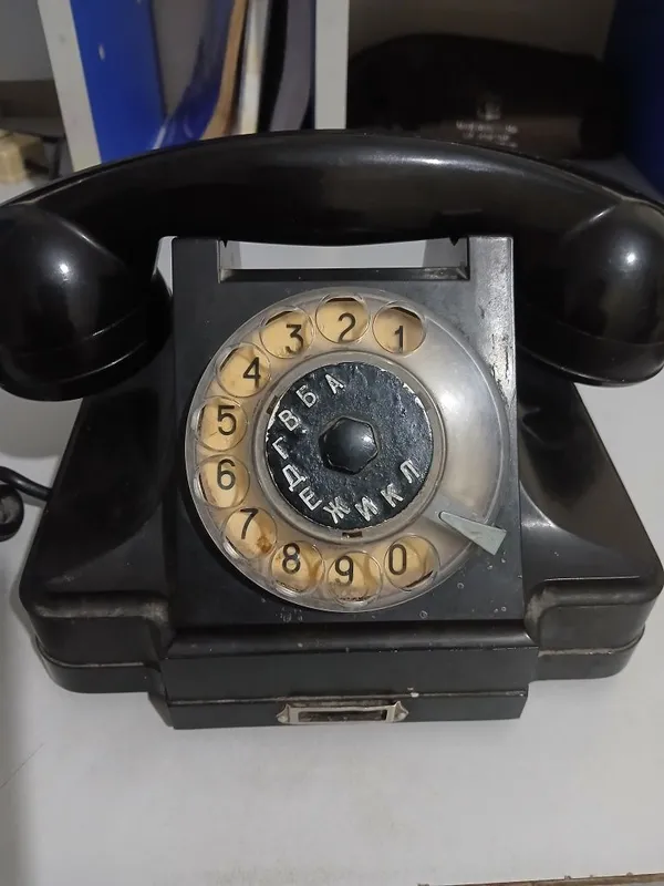 telefon 1967 yilda chiqarilgan ishlidi — фото 1