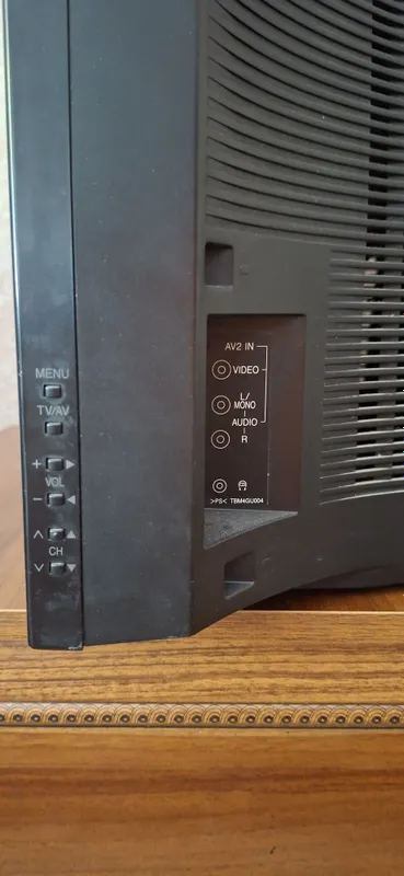Продам телевизор Panasonic 3