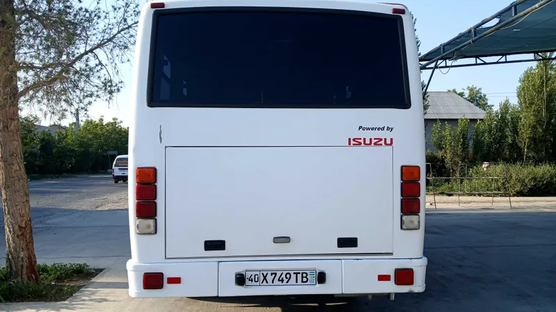 Исузи нс 40 автобус 2019 4 Исузи нс 40 автобус 2019 4