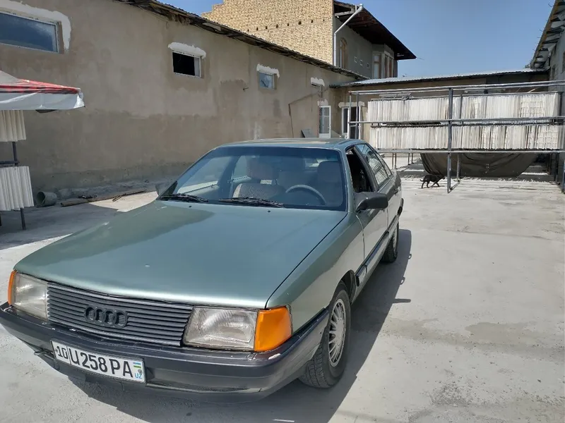 Продам Ауди 100 С3 не спеша