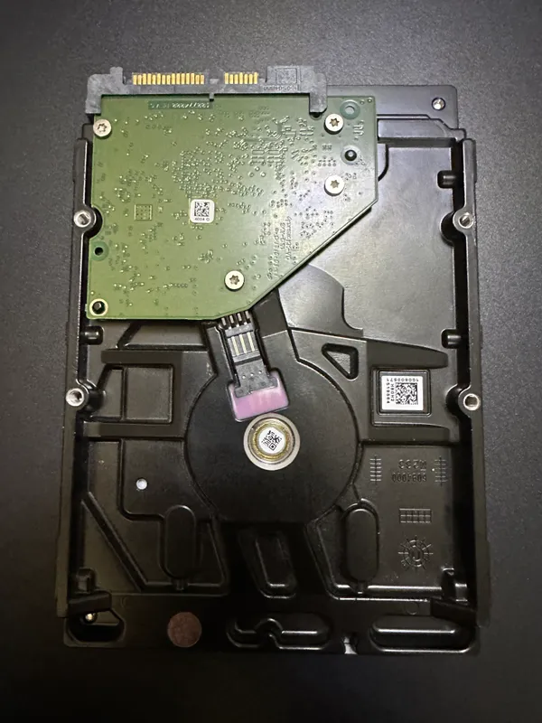Toshiba 500 GB 7200 RPM SATA qattiq disk 2 Toshiba 500 GB 7200 RPM SATA qattiq disk 2