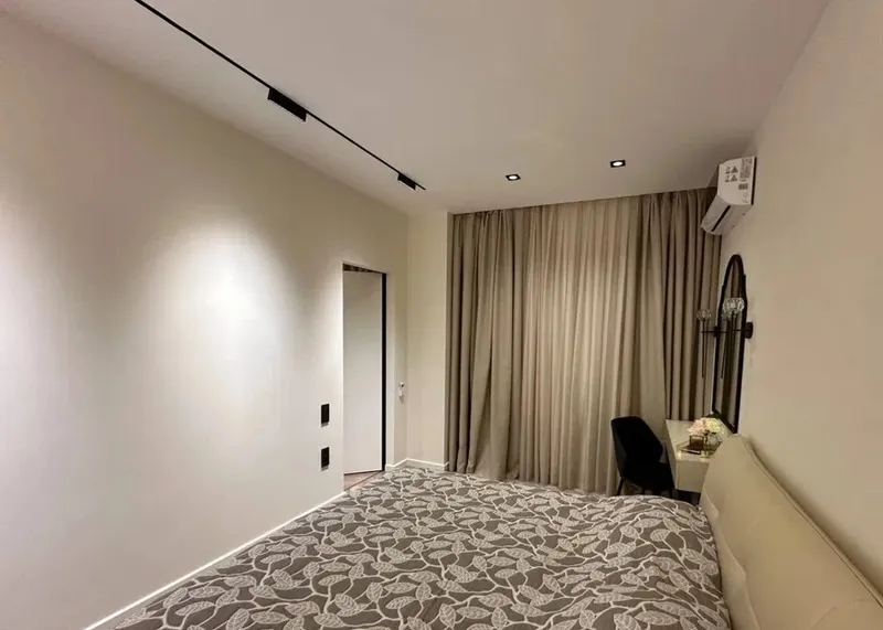 Юнусабад 7-кв • 3 комнаты • 80 м² • 4/7 этаж 3