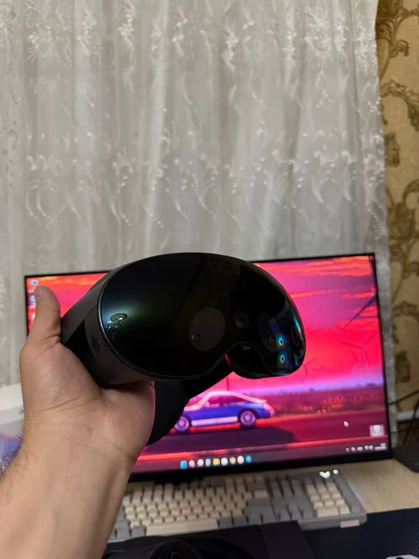 Oculus Meta Quest Pro 1 Oculus Meta Quest Pro 1