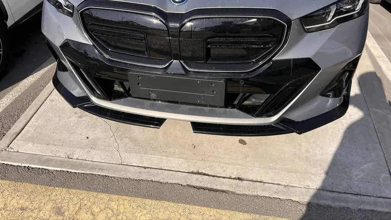 BMW i5 tuning detallari zakazga va nalichi 1 BMW i5 tuning detallari zakazga va nalichi 1