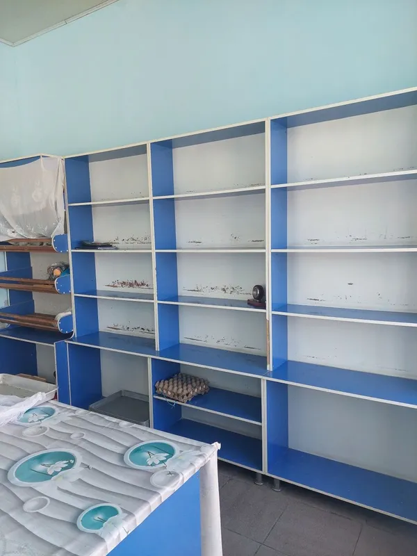 Savdo do'koni uchun vitrina holati yaxshi — фото 1