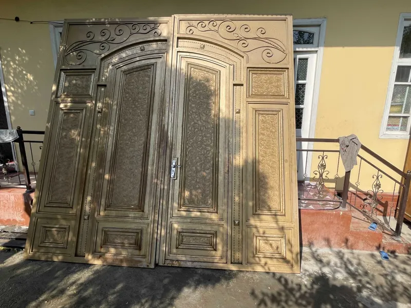 Дарвоза (Darvoza) сотилади, Бувайда тумани Янгиқўрғон шахарчаси 3