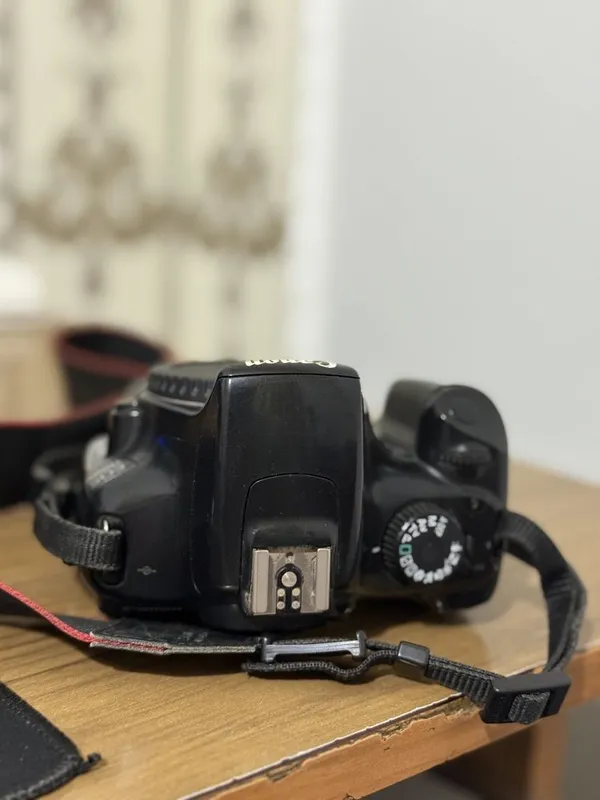 Canon EOS 1100 D body — фото 2