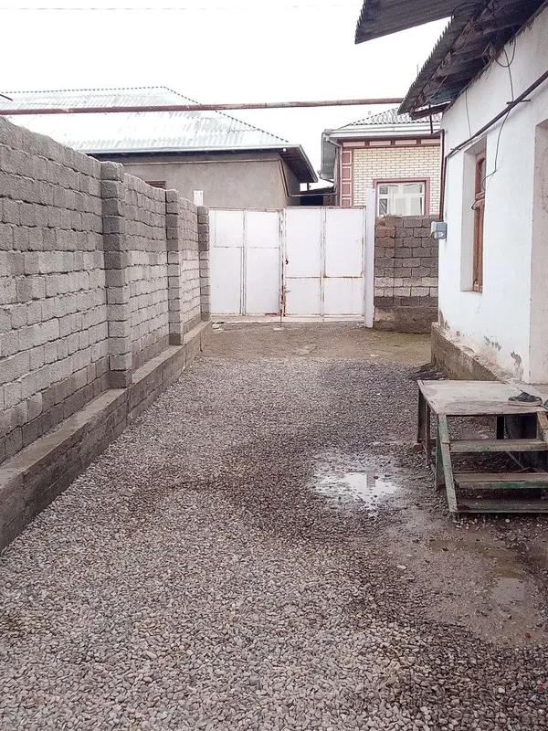 жумабазар аул шукрана кошесы 19 уи uy sotiladi 3 xona zabor bilan ora