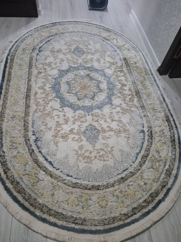 Kaver deyarli yangi, o‘lchami 150/230 2 Kaver deyarli yangi, o‘lchami 150/230 2