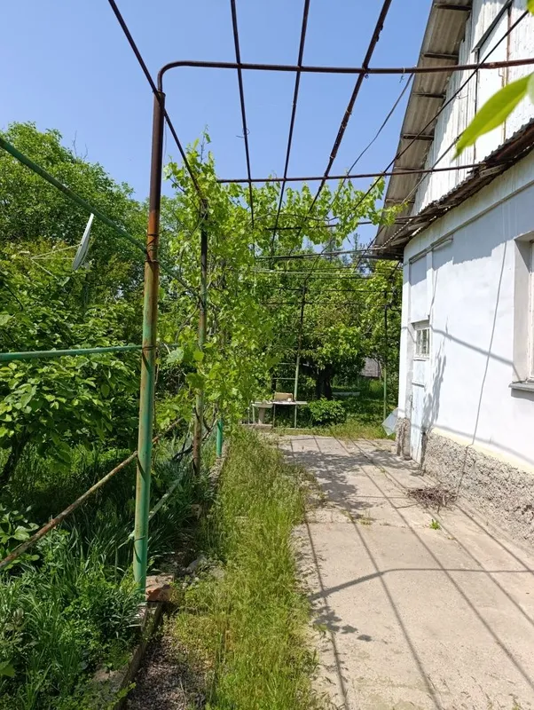 Продаётся своя дача