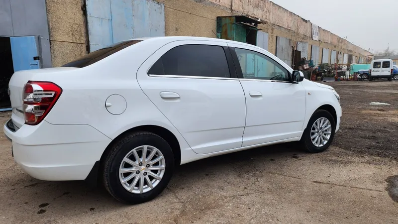 Продаётся Chevrolet Cobalt 2018 — фото 2