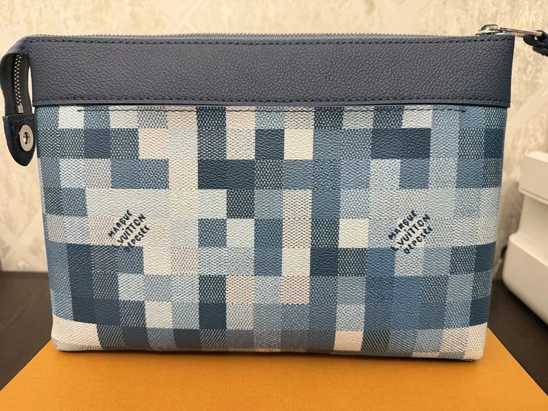 LV Damoflage pochette мужская сумка 3