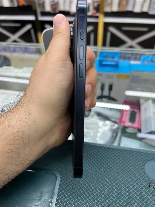 Iphone 15 Pro Max — фото 3
