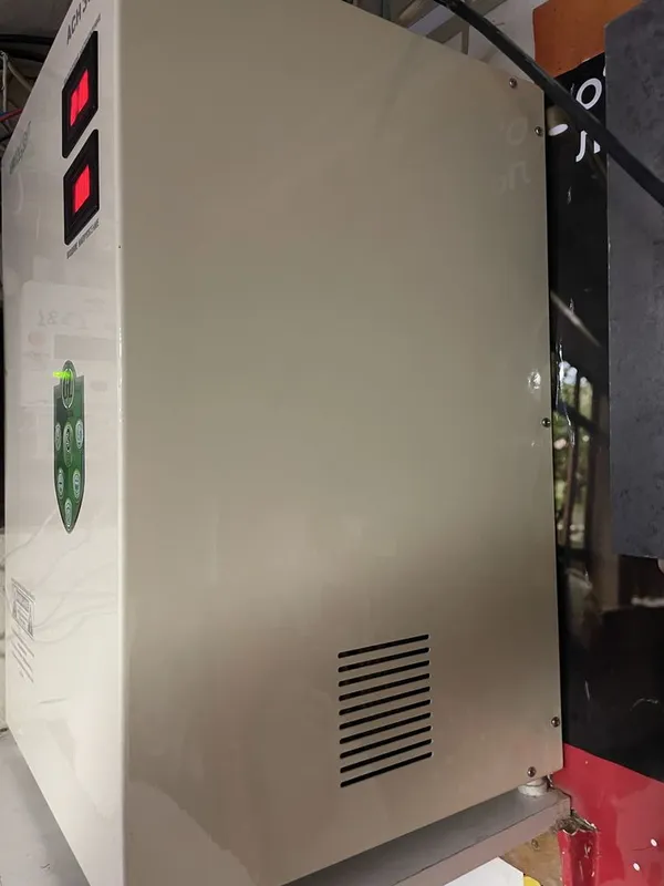 Стабилизатор напряжения на 30 ква (автоматический), stabilizator 2 Стабилизатор напряжения на 30 ква (автоматический), stabilizator 2