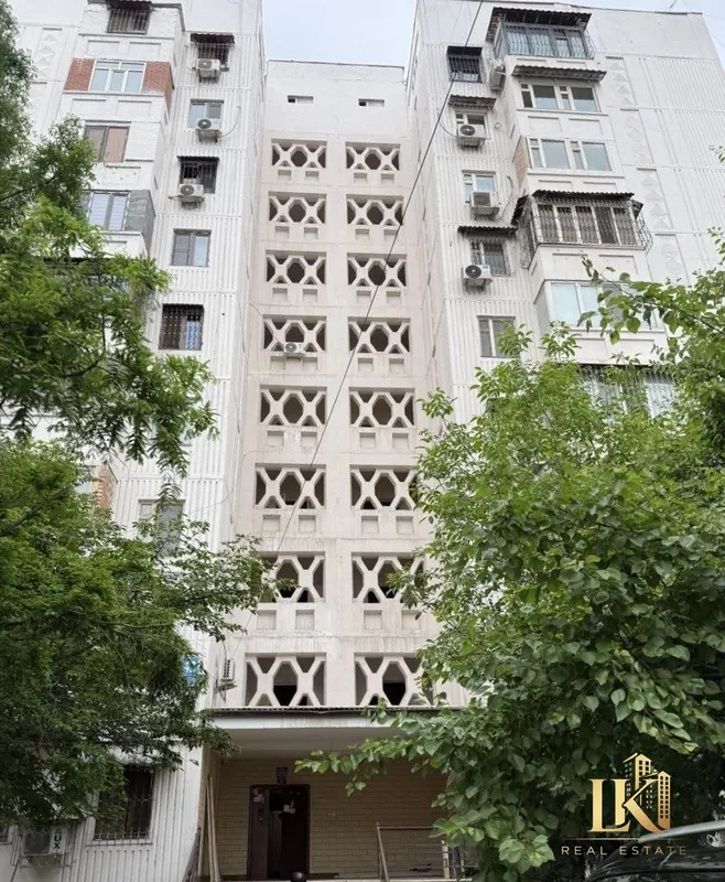 Продаётся просторная 4-комнатная квартира 4/7/9 в Мирабадском районе 10 Продаётся просторная 4-комнатная квартира 4/7/9 в Мирабадском районе 10