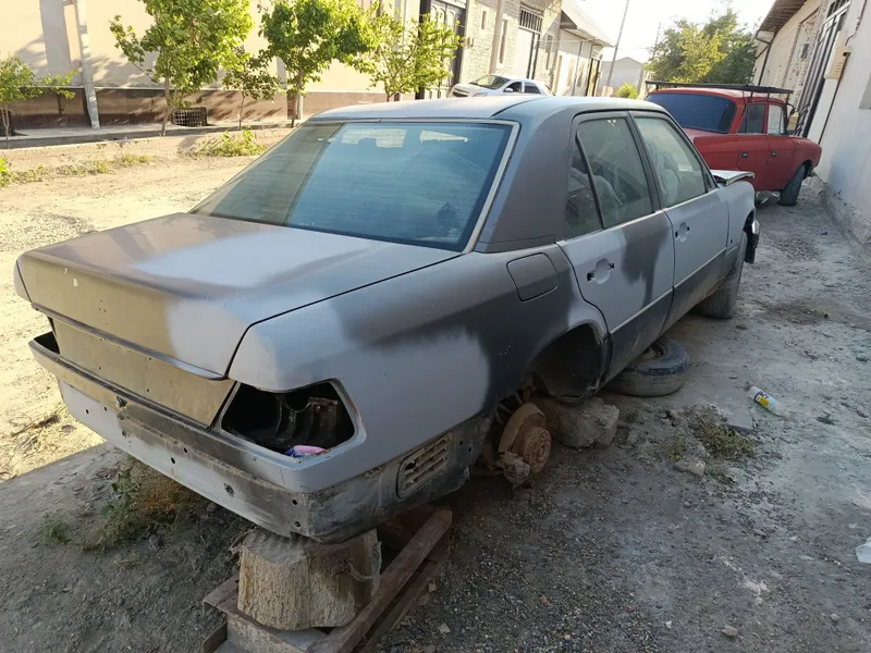 Mersedes benz 124 zapchastlari va kuzovi sotiladi — фото 1