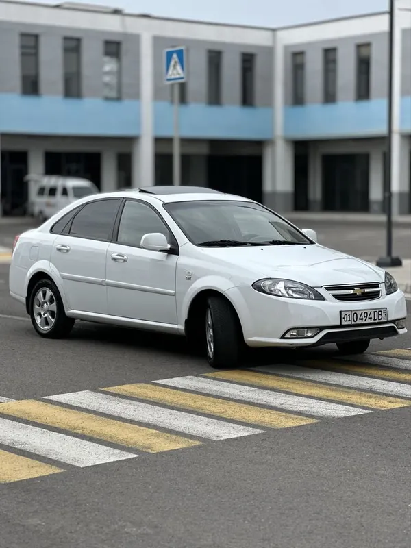 Gentra 2022Yil Avtomat Elegant Plus Full Avto kredit 100$ Bilan 1