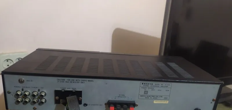 Продам Сотилади усилитель мощности Sanyo JA6100 2 Продам Сотилади усилитель мощности Sanyo JA6100 2