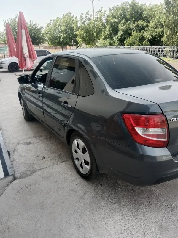 Лада гранта автомат 2019 — фото 2