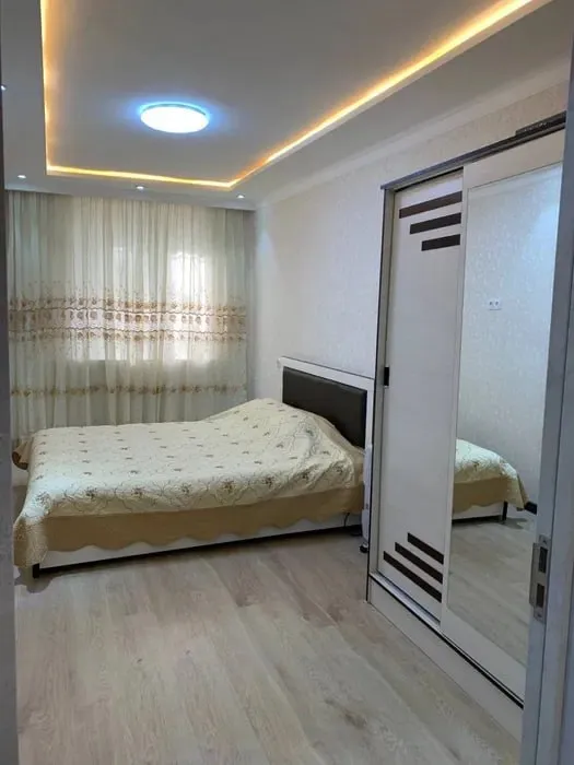 2-комнатная квартира, 53 м², 1/4 этаж (вторичка) 2