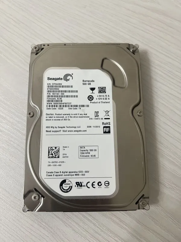 Продаетс зард Seagate 500гб 1 Продаетс зард Seagate 500гб 1