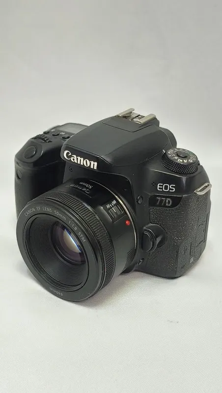 Продаю canon 77 d