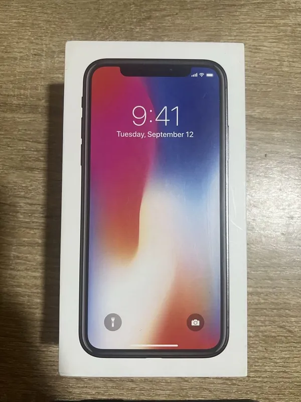 Продается iphone X