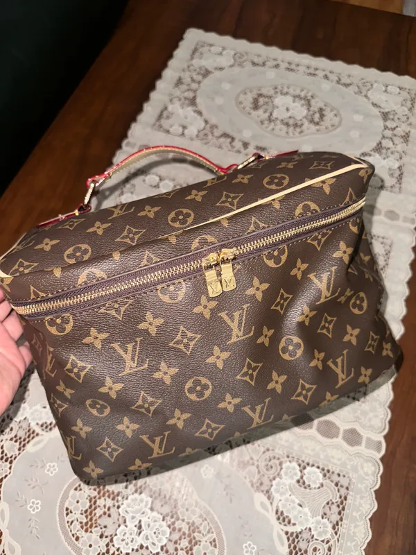 Косметичка Louis Vuitton 30см