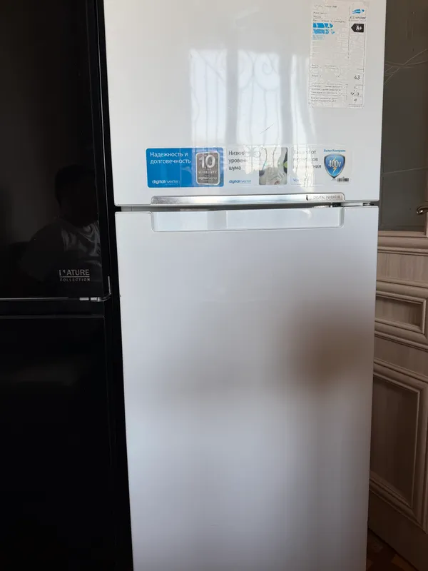 Холодильник, Самсунг срочно продается Холодильник, Самсунг срочно продается