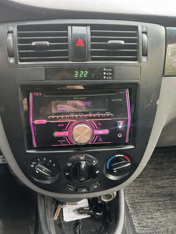 Pioneer FH-X555UI sotiladi original 4