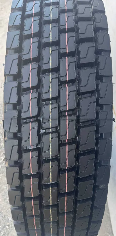 Автошина MARVEMAX MX921 215/75R17.5 18PR 1 Автошина MARVEMAX MX921 215/75R17.5 18PR 1