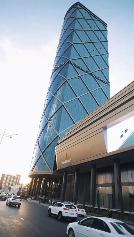 Продается топовое нежилое помещение в ТЦ Piramit Mall. 1 Продается топовое нежилое помещение в ТЦ Piramit Mall. 1