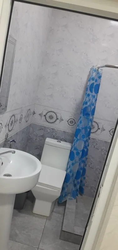 Рядом с Margilon sity сдаётся коттедж площадью 2 сотки 3 Рядом с Margilon sity сдаётся коттедж площадью 2 сотки 3