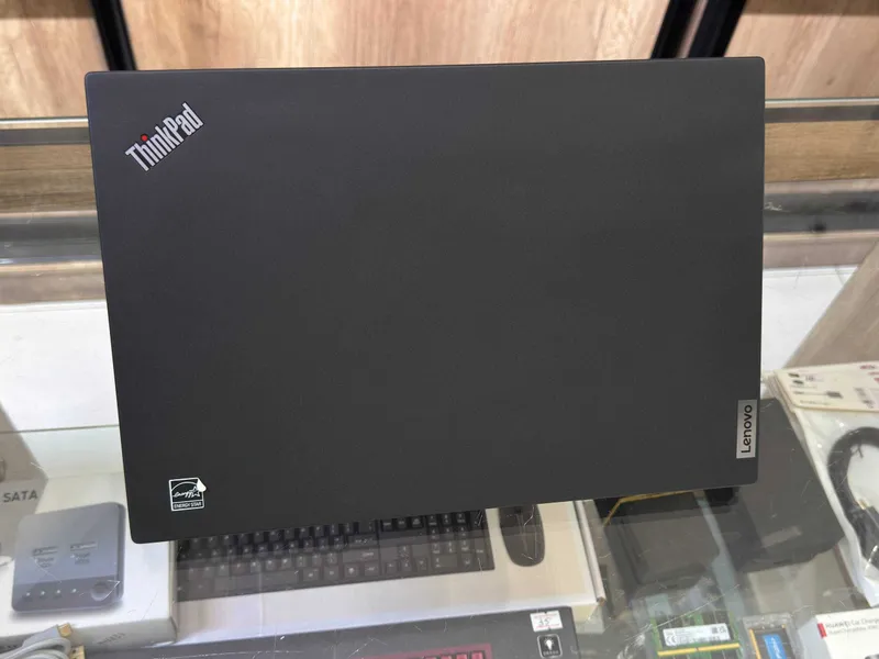 Lenovo ThinkPad T14s Core i7-1185G7 vPRO озу32гб 512ssd 4К — фото 3
