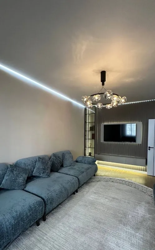 Продаётся трёхкомнатная квартира, Карасу 6