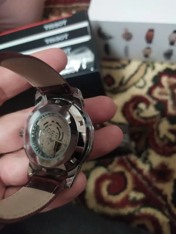 Продам часы TISSOT PRC 200 3