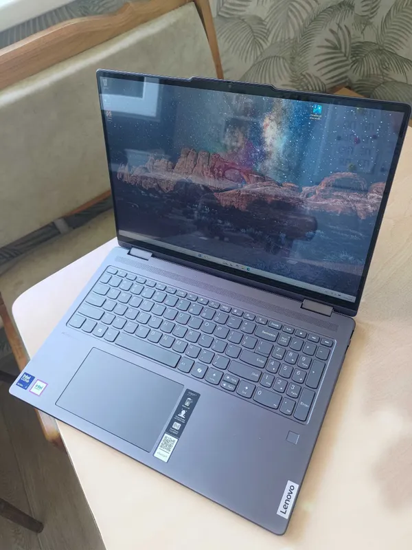 Lenovo Yoga 7 | Ultra 7 155U | RAM 16 | nvme 256 1 Lenovo Yoga 7 | Ultra 7 155U | RAM 16 | nvme 256 1