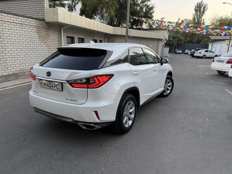 Lexus RX200t, в идеальном состоянии, 2016 год, 161 тыс. км 8 Lexus RX200t, в идеальном состоянии, 2016 год, 161 тыс. км 8