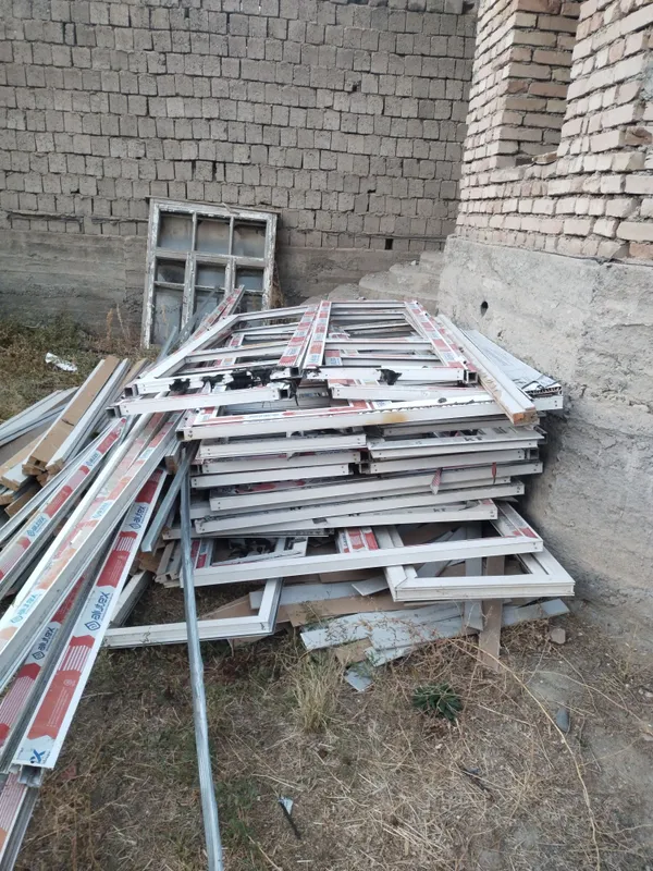 Metallom olamiz Samarqand shahar boʻylab