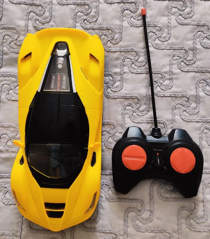 Продаётся машина на пульте lamborghini заряжается от сети. — фото 1