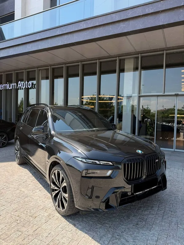 Bmw x7 m60i продается