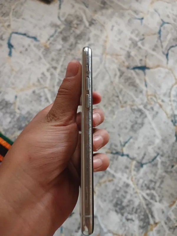 iPhone 11 Pro 2 iPhone 11 Pro 2