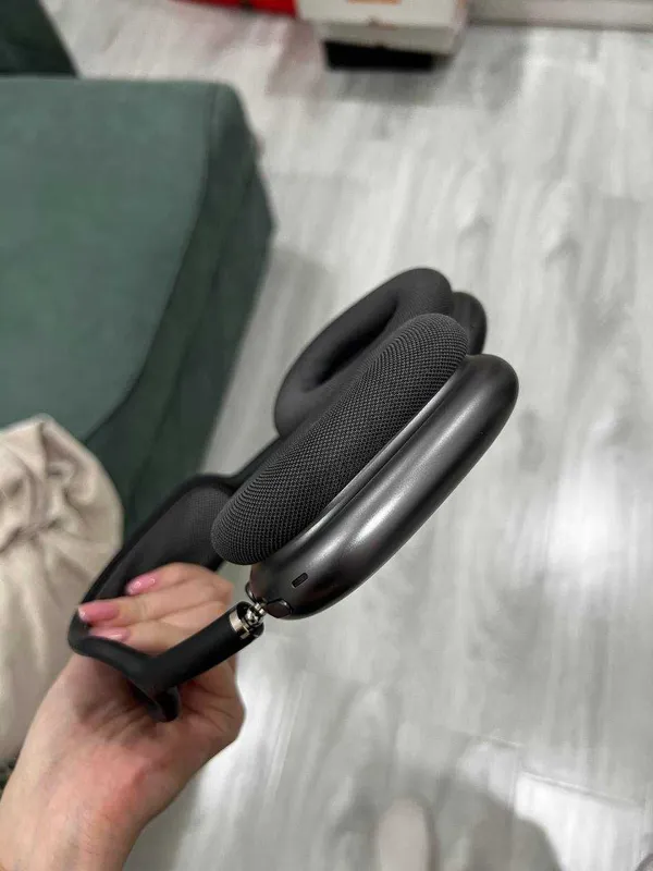 AirPods Max (2020 год) 1