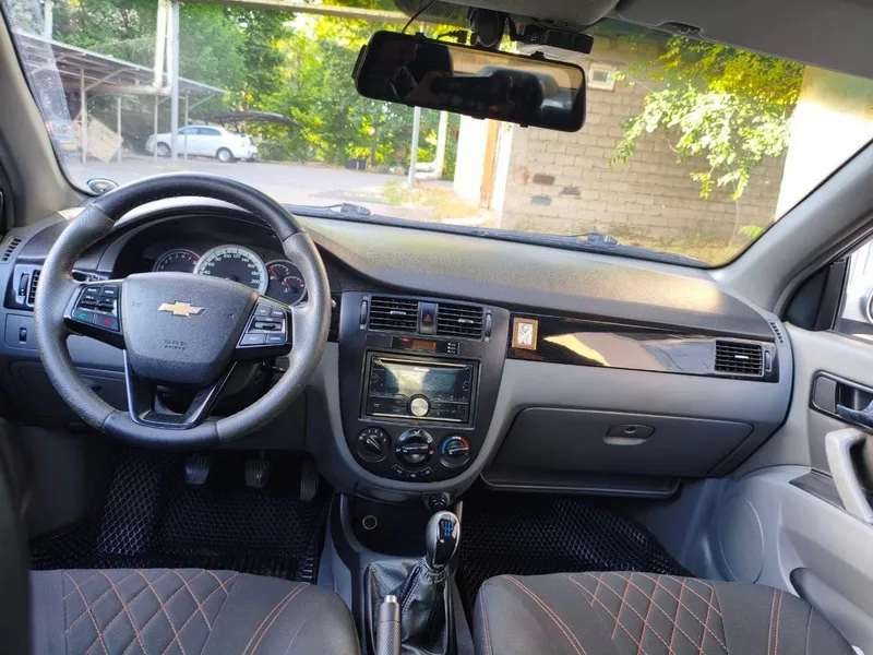 Модель - Chevrolet Lacetti — фото 4