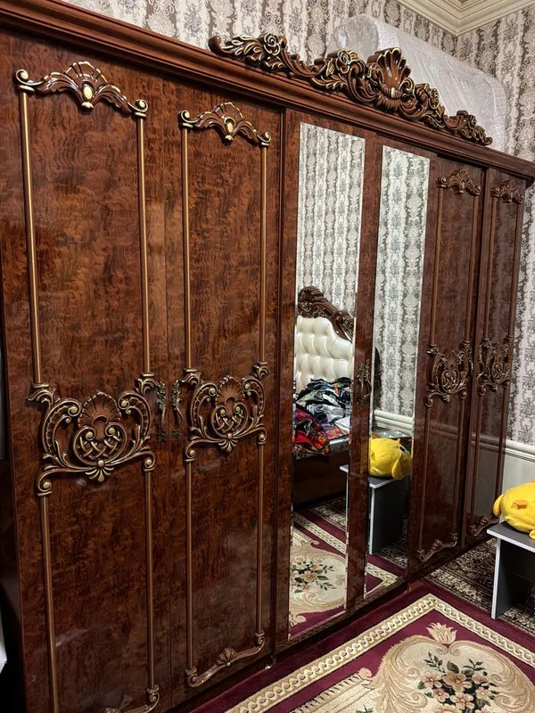 Продается гарнитур 1