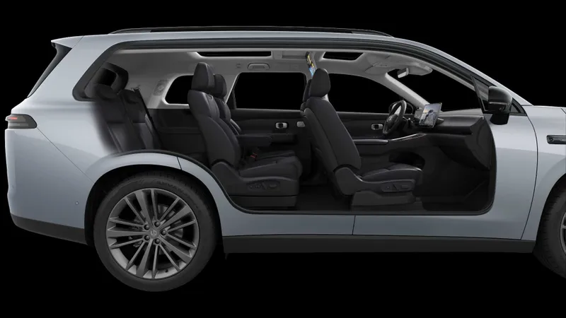 Leapmotor C16 FULL Hybrid / Официальный дилер / Гарантия / Андижан — фото 3