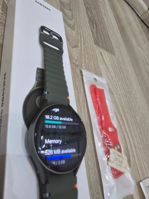 Samsung Galaxy Watch 7 44mm 8 Samsung Galaxy Watch 7 44mm 8