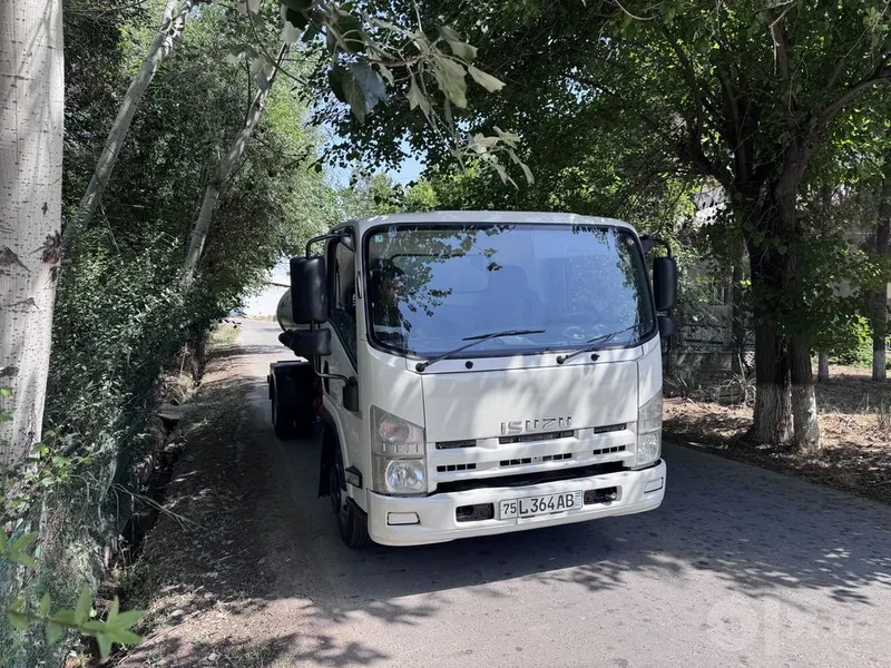 Isuzu Vadavoz 2014-Yil 5 Isuzu Vadavoz 2014-Yil 5